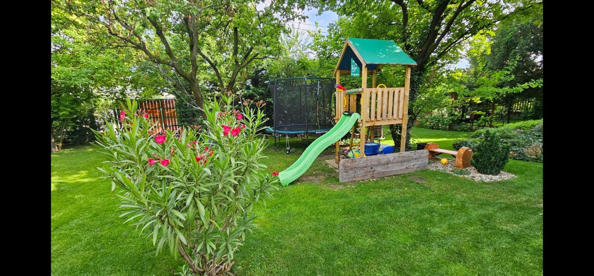 Fuered Deluxe Garden Apartment Балатонфюред Экстерьер фото